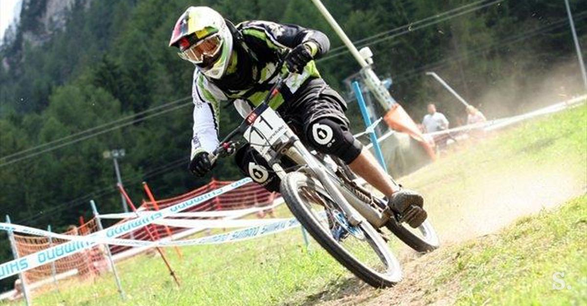 Miha Halzer prikolesaril na Sportalov prestol - siol.net