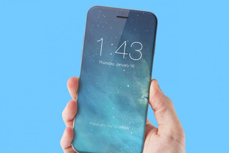 iPhone z zaslonom od roba do roba? Že kmalu po izidu iPhona 7, to je bilo lani jeseni, se je pojavila tale računalniška grafika njegovega domnevnega naslednika, iPhona 8. Poznavalci sicer dvomijo, da bo res videti tako, je pa zelo verjetno, da bo res brez gumba Domov.  | Foto: YouTube
