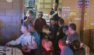 Palestinec v Tel Avivu do smrti zabodel dva moška