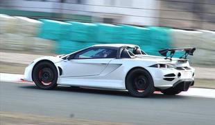 Top Gear navdušen nad Tuškovim športnim avtomobilom