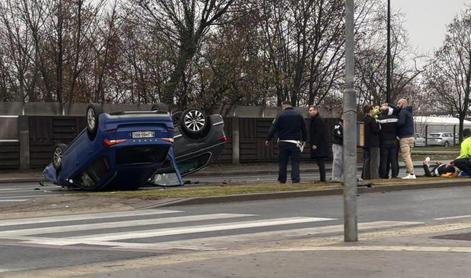 Hujša prometna nesreča v Ljubljani, voznik pobegnil