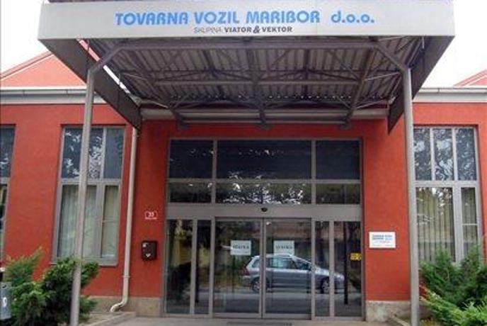 Delavci TVM čakajo na informacije glede usode podjetja
