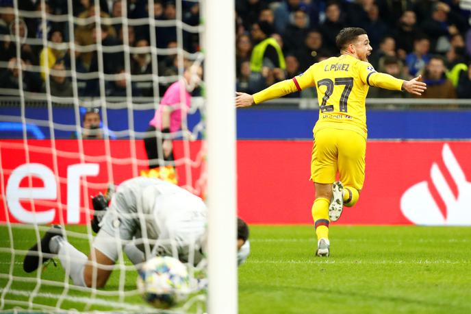 Carles Perez | Carles Pérez je jeseni premagal Samirja Handanovića na tekmi lige prvakov v Milanu. Roma je za posojo do konca sezone plačala Barceloni milijon evrov. | Foto Reuters