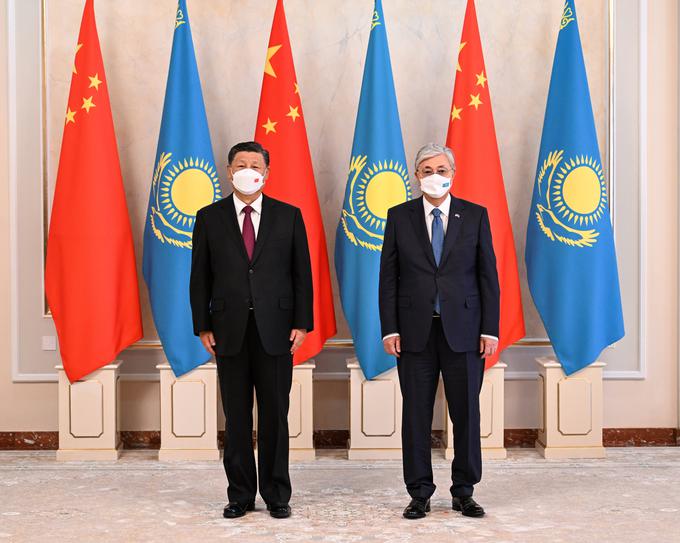 Kitajski predsednik Ši Džinping je 14. septembra letos obiskal svojega kazahstanskega kolega Tokajeva in obljubil podporo neodvisnosti in ozemeljski celovitosti Kazahstana. | Foto: Guliverimage/Vladimir Fedorenko