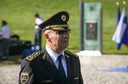 Začetek sojenja nekdanjemu šefu policije Olaju, ta krivde ne priznava