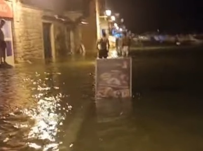 Enega najbolj turističnih hrvaških otokov zadel meteocunami #video