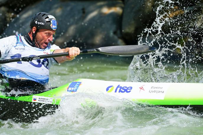 Nejc Žnidarčič | Nejc Žnidarčič je z zmago na zadnji tekmi potrdil tudi skupno zmago v svetovnem pokalu. | Foto Italijanska kajakaška zveza