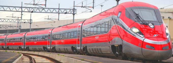 Italijanski hitri vlak Frecciarossa (Rdeča puščica) | Foto: Ferrovie dello Stato