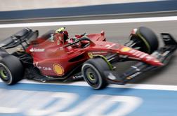 Ferrari najhitrejši, a Mercedes s svojo "raketo" zavaja tekmece