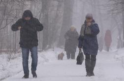 V Moskvi rekordne snežne padavine zahtevale življenje