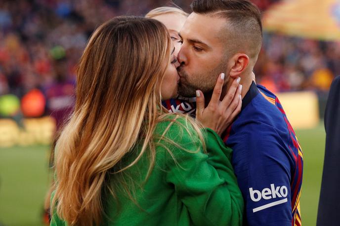 Jordi Alba | Jordi Alba in njegova žena Romarey Ventura bosta še naprej živela v Barceloni. | Foto Reuters