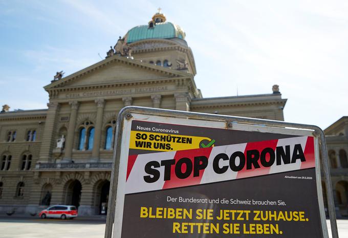 V Švici, državi z 8,6 milijona prebivalcev, so v petek potrdili 1750 okužb, incidenca zadnjih 14 dni znaša približno 200 okužb na 100 tisoč prebivalcev. | Foto: Reuters