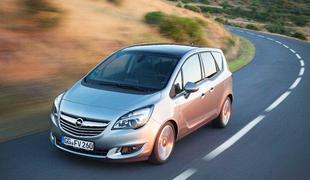 Osvežena opel meriva z novim dizelskim motorjem in intelilinkom