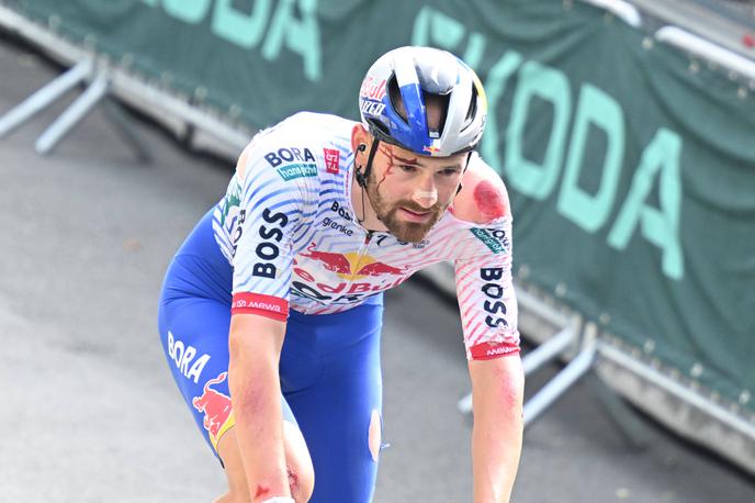 Jordi Meeus | Jordi Meeus po prvih ocenah naj ne bi imel kakšnih hujših posledic po padcu v tretji etapi Toura. | Foto Guliverimage