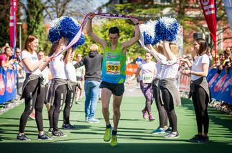 Gorski tekač Timotej Bečan ubranil lansko zmago na Malem kraškem maratonu