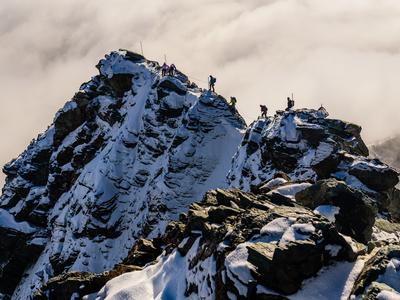 Tragedija na Grossglocknerju: alpinist obsojen zaradi smrti partnerke