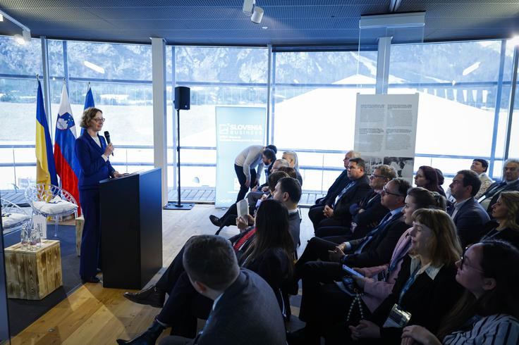 Po navedbah nekaterih sodelujočih na slovensko-ukrajinskem poslovnem forumu je bojazen, da poslovanje v Ukrajini predstavlja pretirano tveganje, neutemeljena.  | Foto: STA