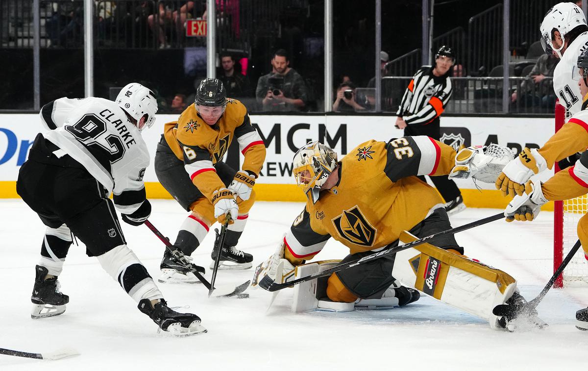 Los Angeles Kings | Kralji so na zahtevnem gostovanju v Vegasu zmagali s 6:5, Anže Kopitar je k zmagi prispeval gol in asistenco. | Foto Guliverimage