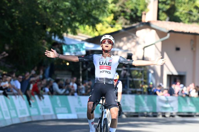 Isaac del Toro | Isaac del Toro  je do zmage prišel na Pogačarjev način, po zaslugi samostojnega napada na zadnjem od štirih težjih vzponov. | Foto Guliverimage