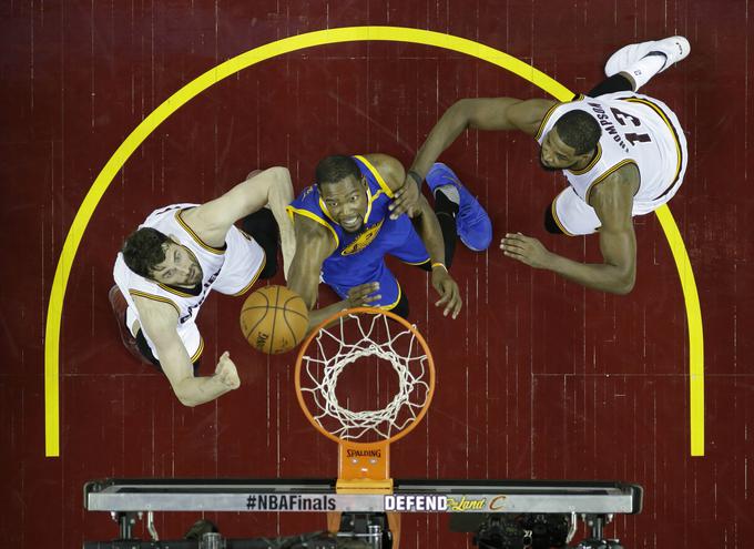 Cleveland Golden State finale nba | Foto: Reuters