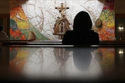 Dublin: Vloga Katoliške cerkve pri zlorabah otrok sramotna