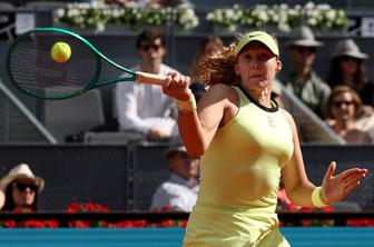 Zverev gladko v polfinale, v ženskem finalu Andrejeva in Kostjuk