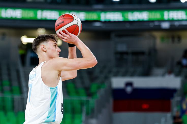 slovenska reprezentanca U20 Vit Hrabar | Foto: Aleš Fevžer