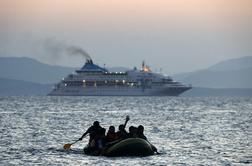 Grki migrante z otokov selijo na celino