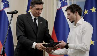 Pahor obdaril Kranjca in prejel njegov podpis