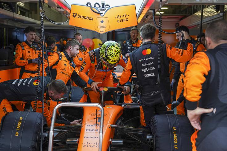 Lando Norris je že pred dirko samo izstopil iz dirkalnika. | Foto: Guliverimage