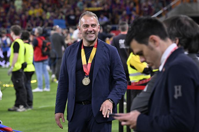 Hansi Flick Barcelona | Hansi Flick je podaljšal zvestobo Barceloni do leta 2028.  | Foto Reuters
