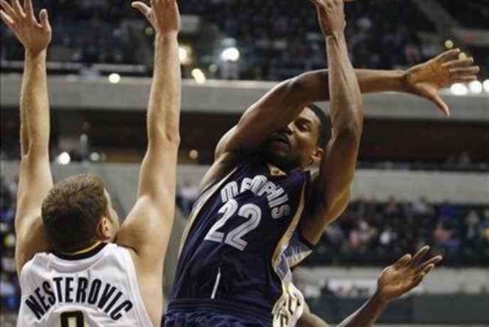 Rašo uspešen, Udrih si je zvil gleženj