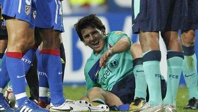 Messi s poškodovanim gležnjem, zlom izključen (video)