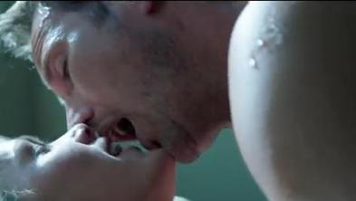 Zakulisje snemanja seksi hollywoodskega prizora (video)