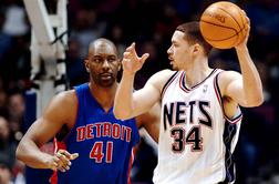 Poslovil se je Jezernik, ki si je slačilnico delil z Magicom, Shaqom in Kobejem