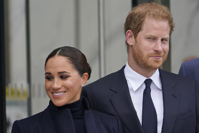 Bomba z Otoka: Harry in Meghan se selita nazaj v Veliko Britanijo