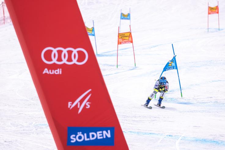 Led nove sezone so kot prvi športniki pod okriljem SZS v Söldnu prebili alpski smučarji. | Foto: Sportida