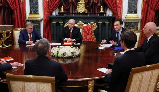 Putin, Wtkoff in Kushner skupaj tri ure: "Bili so zelo odkriti"