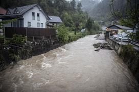 Visoka voda, poplave, dež, padavine.