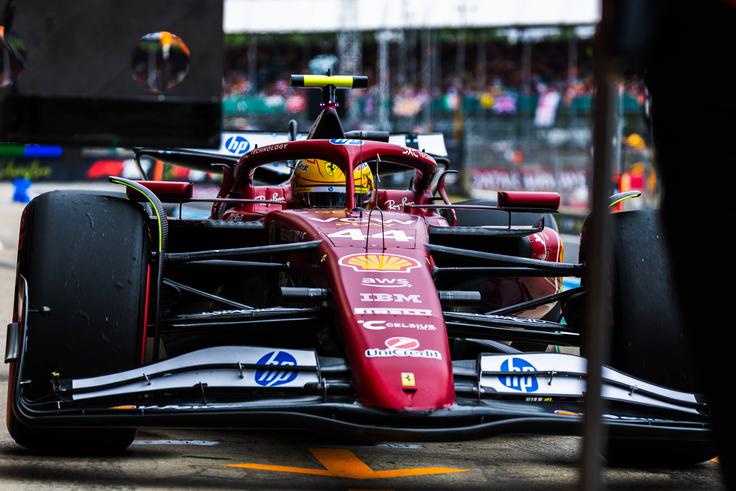 Lewis Hamilton je vsaj sanjal svojo 10. zmago v Silverstonu. | Foto: Reuters