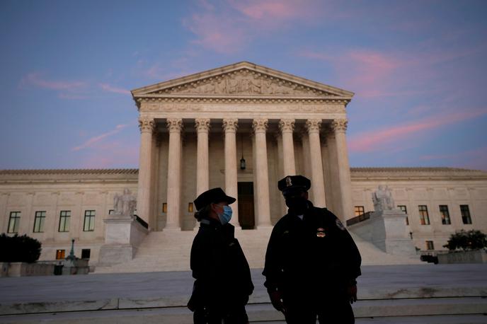 vrhovno sodišče ZDA | Zakon Georgie je stopil v veljavo julija letos, ko je vrhovno sodišče ZDA odločanje o tej pravici prepustilo zveznim državam. | Foto Reuters