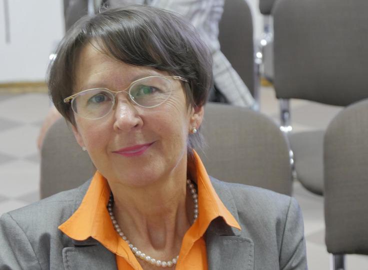 Prim. Lucija Vrabič Dežman, dr. med., specialistka ginekologije in porodništva ter predsednica Slovenskega menopavznega društva | Foto: ASTELLAS PHARMA D.O.O.