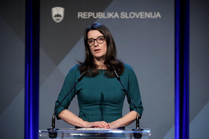 Ministrica za izobraževanje znanost in šport Simona Kustec | Foto: Daniel Novakovič/STA