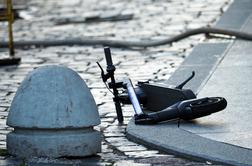 Hudo trčenje v Ljubljani, umrla 40-letna voznica e-skiroja