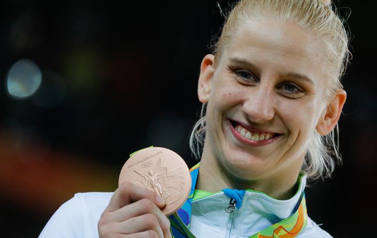 Ana oziroma uradno Anamari Klementina Velenšek je Sloveniji priborila tretjo kolajno na OI 2016. | Foto: Stanko Gruden, STA
