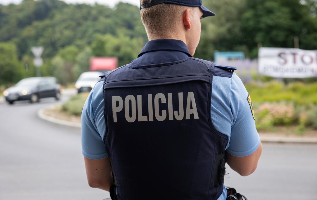 slovenska policija, policaj, policaja | Foto STA