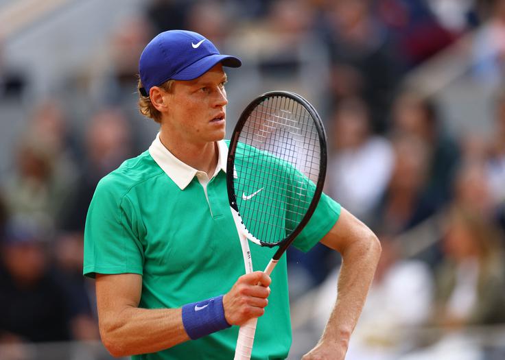 Jannik Sinner še ni zmagal turnirja na OP Francije. | Foto: Reuters
