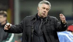 Ancelotti: Ostajam v Milanu