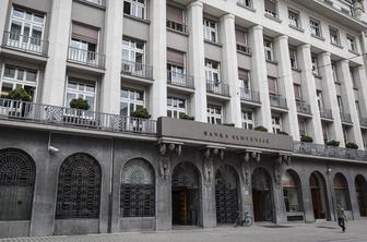Banke v 11 mesecih s 397 milijoni evrov čistega dobička