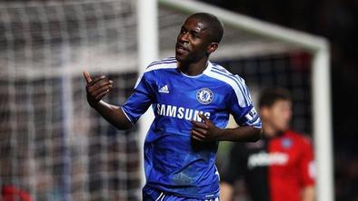 Brazilec Ramires naj bi podaljšal s Chelseajem